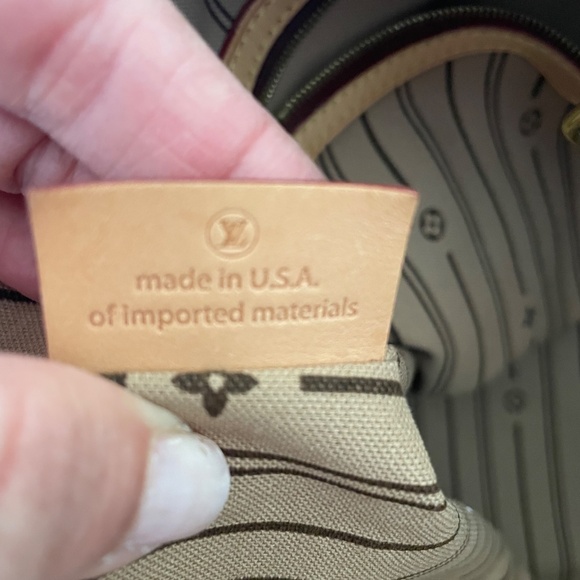 Louis Vuitton Monogram Delightful Tote - Picture 10 of 12